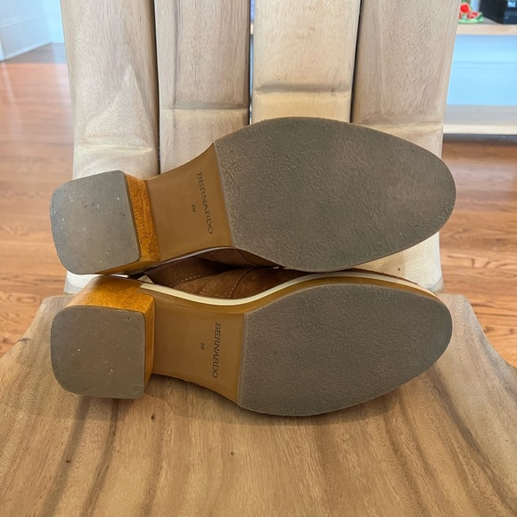 Bernardo Tobacco Sochi Clog - Picture 10 of 10